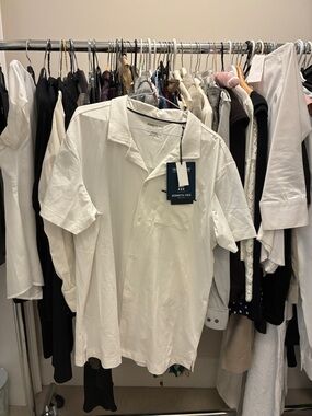 Kenneth Cole Men’s White Short-Sleeve Camp Collar Polo 👵MT